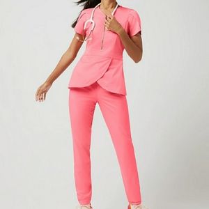 Jaanuu Coral Scrub set